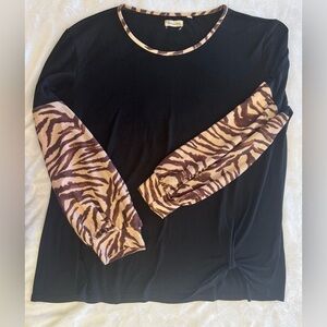 Southern Stitch Zebra Sleeve‎ Front Gather Sweater Sz 3X GUC